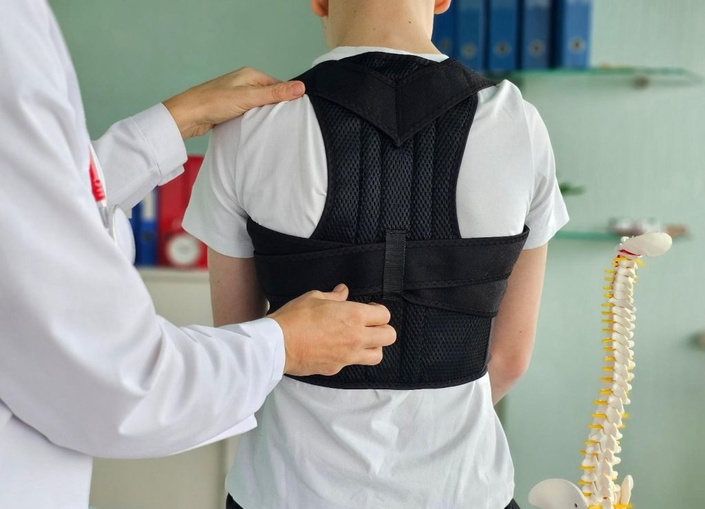 scoliosis bracing and conservative management in Singapore.