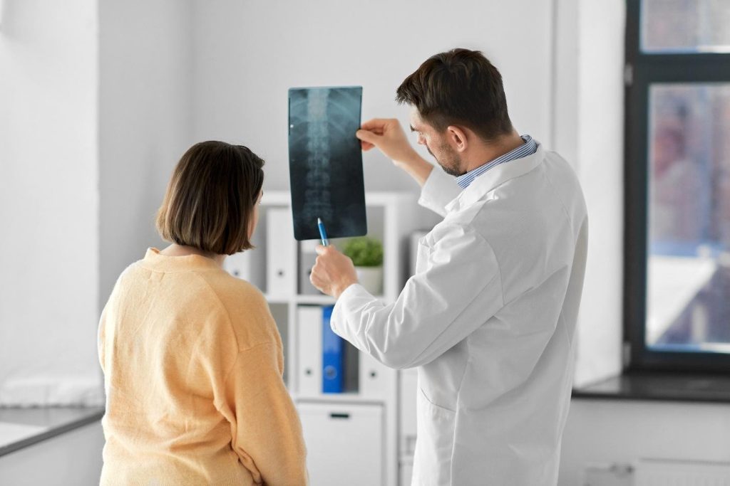early scoliosis screening Singapore.